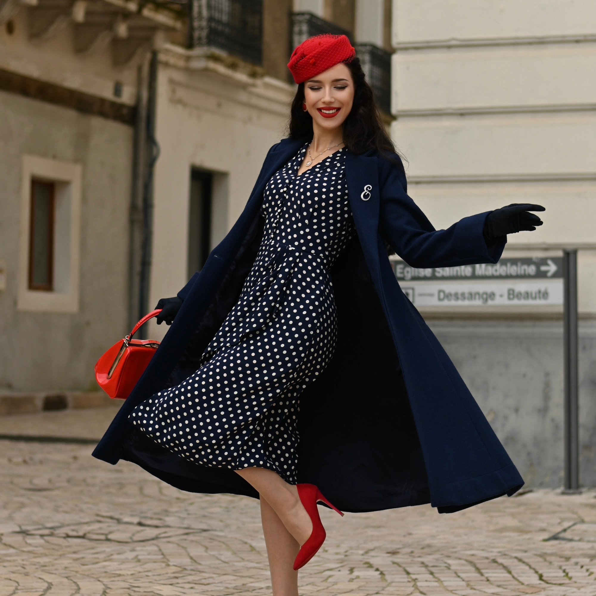 Elizabeth Coat in Navy