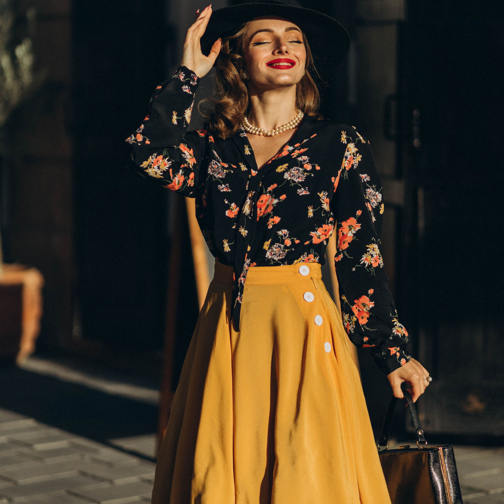 Bonnie Sailor Blouse Long Sleeve in Black Mayflower