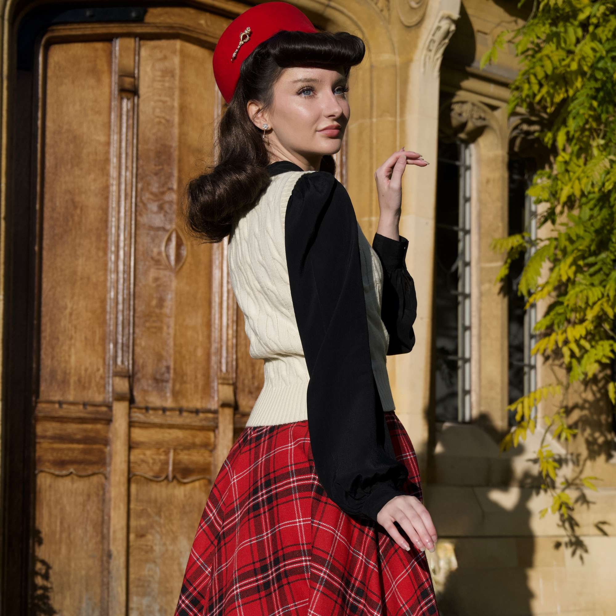 Cable Knit Slipover in Cream