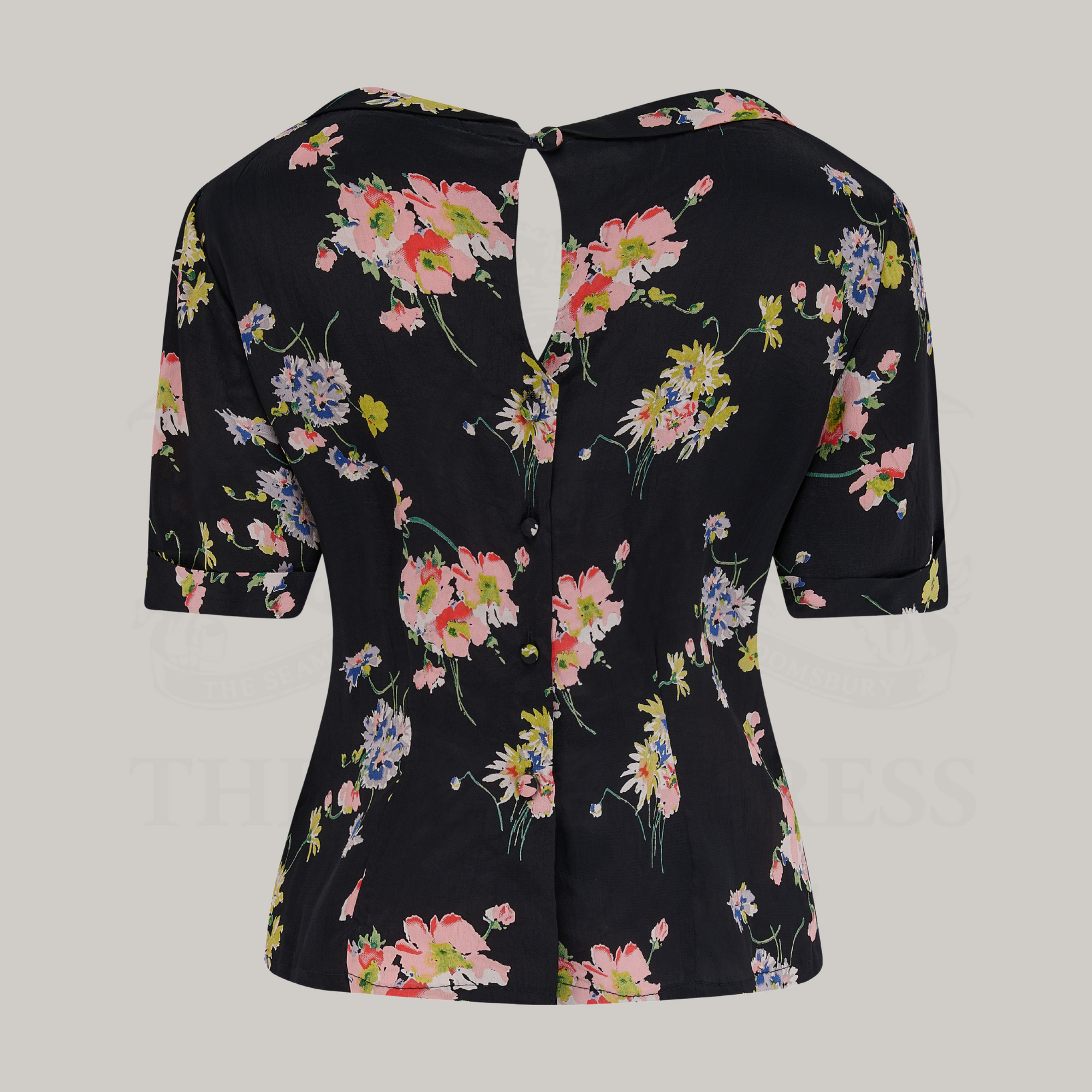 Cindy Blouse in Black Mayflower