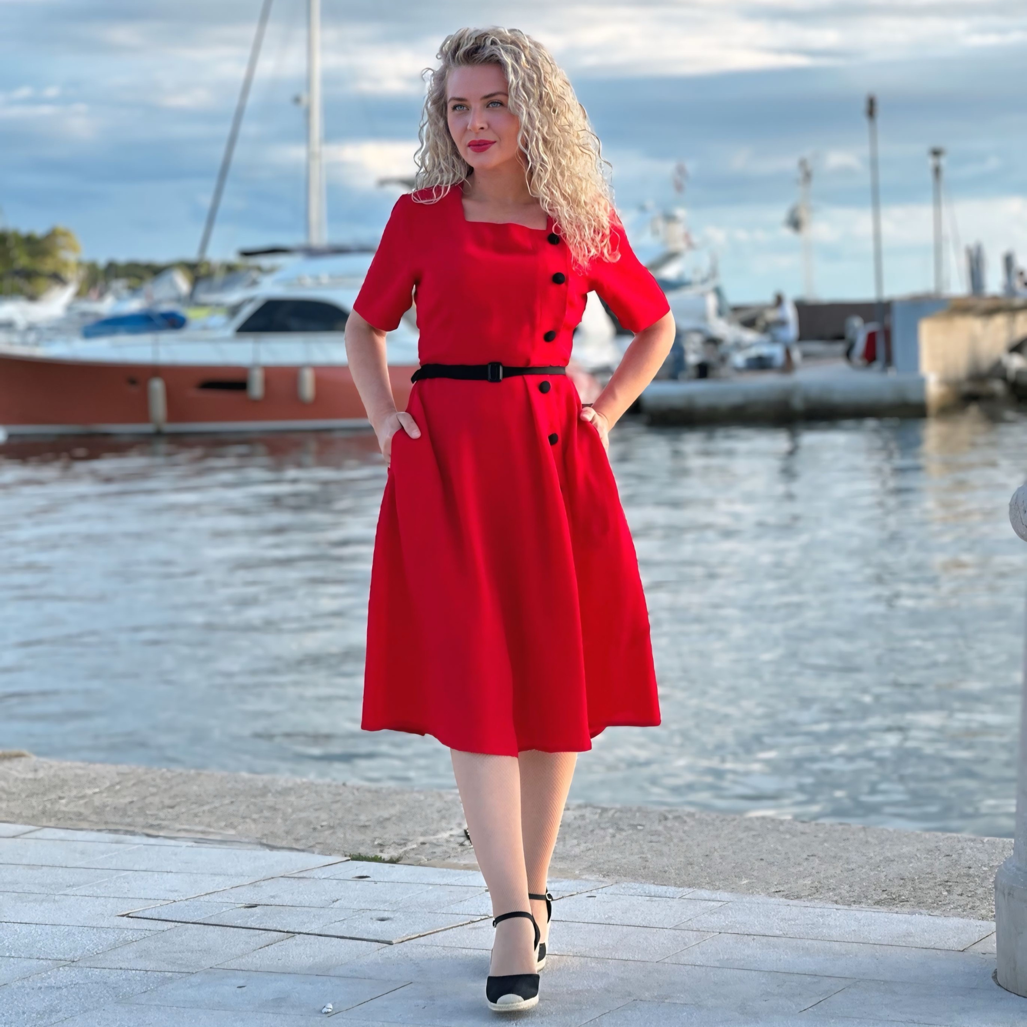 Olivia Dress in Lipstick Red