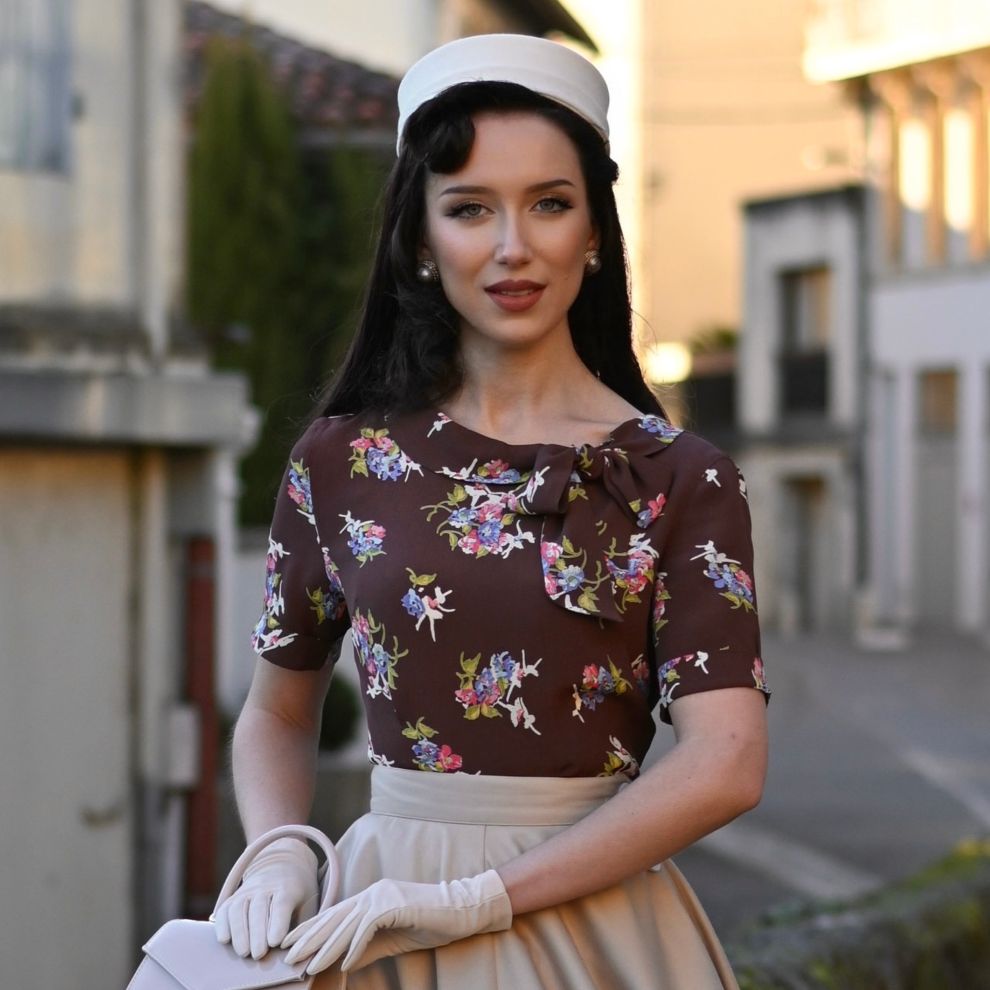 Cindy Blouse in Brown Floral Dancer