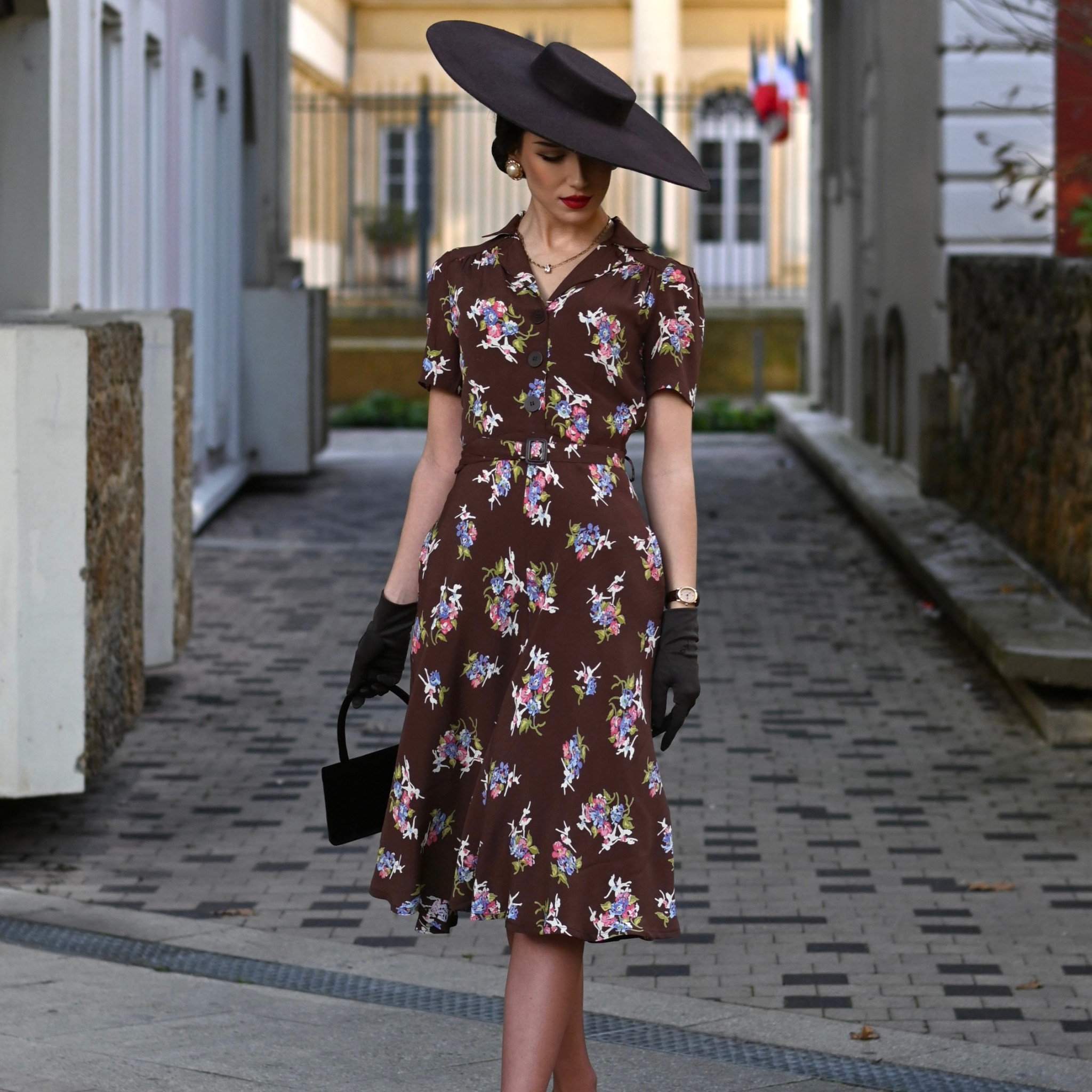 Lisa Dress in Brown Floral