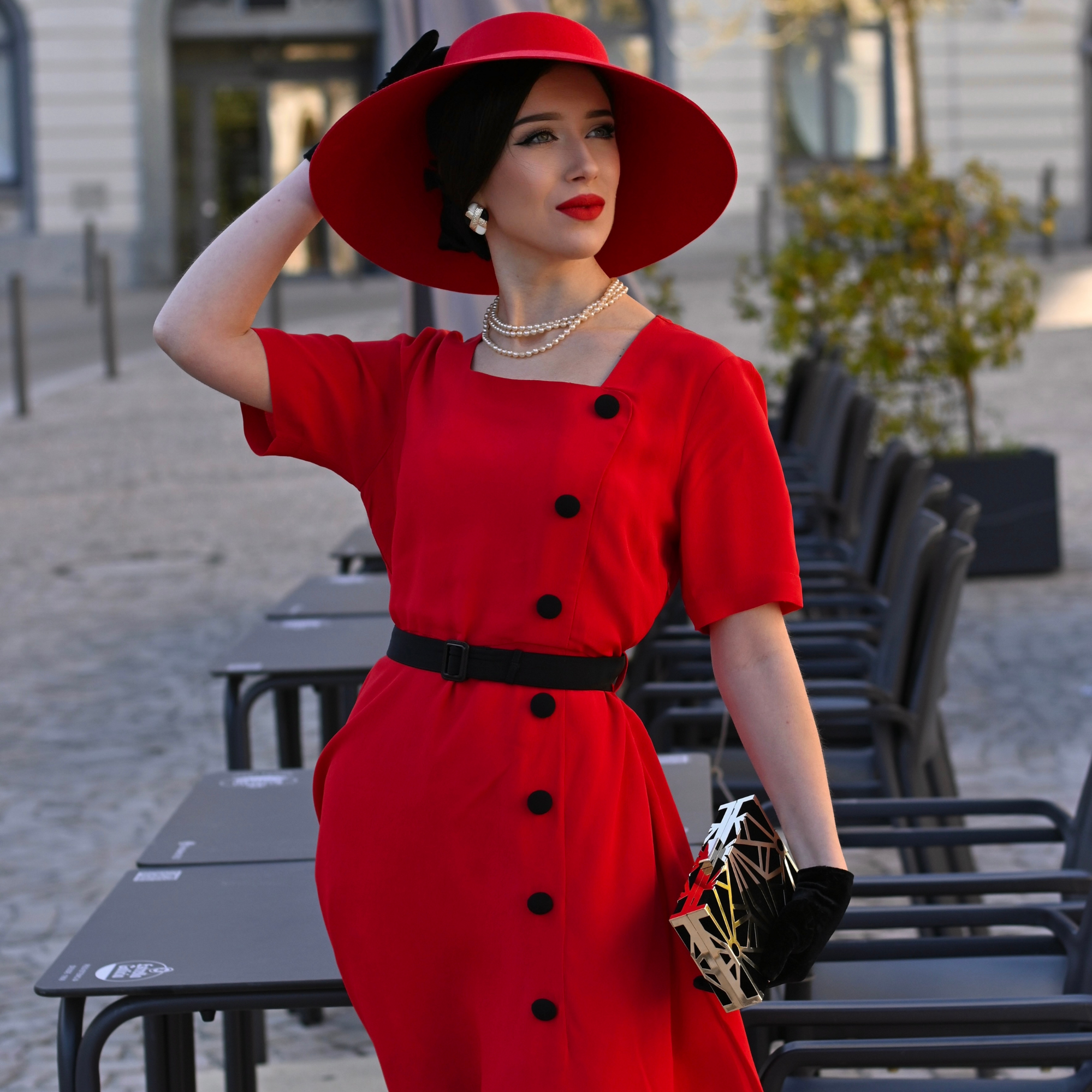 Olivia Dress in Lipstick Red