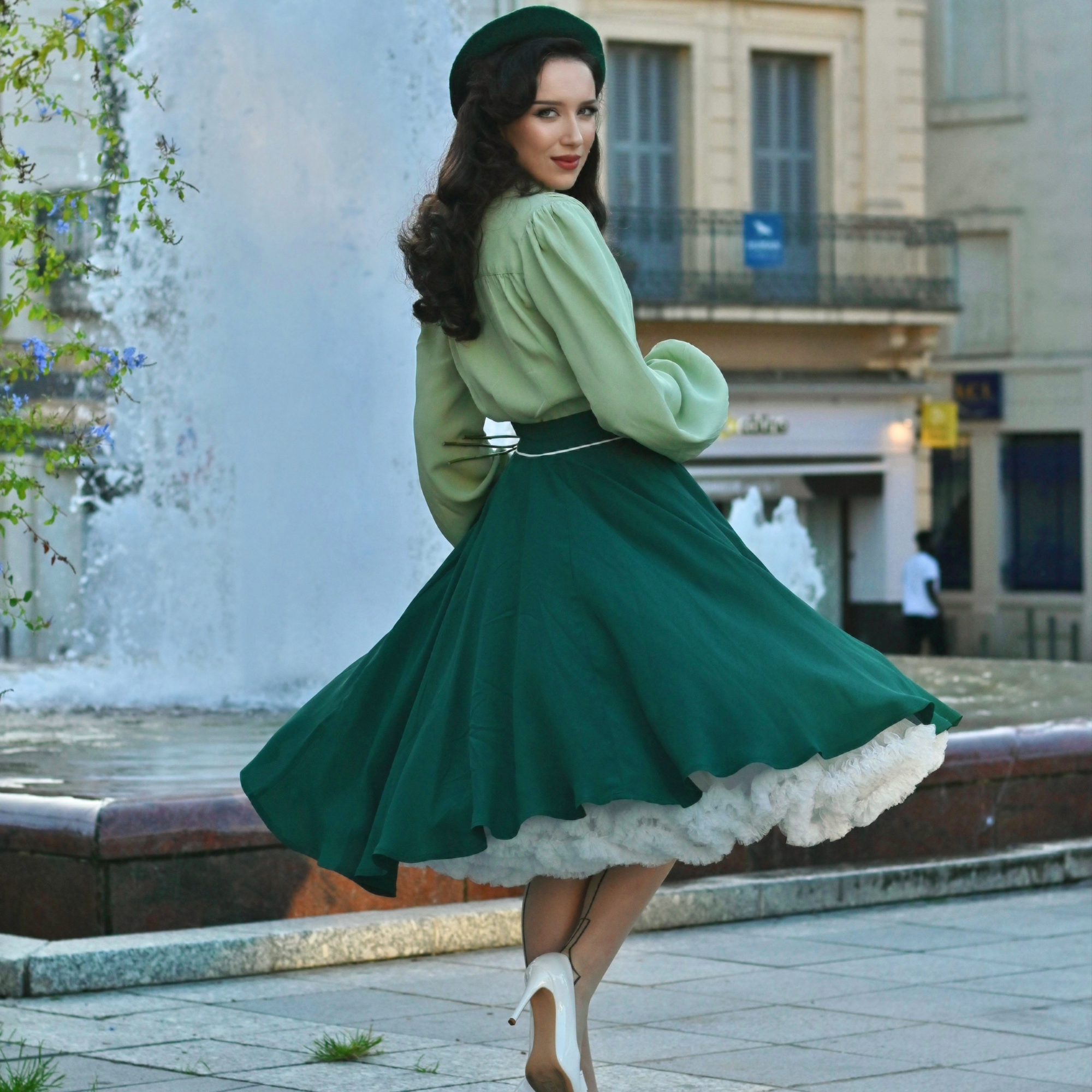 Rita Skirt in Hampton Green