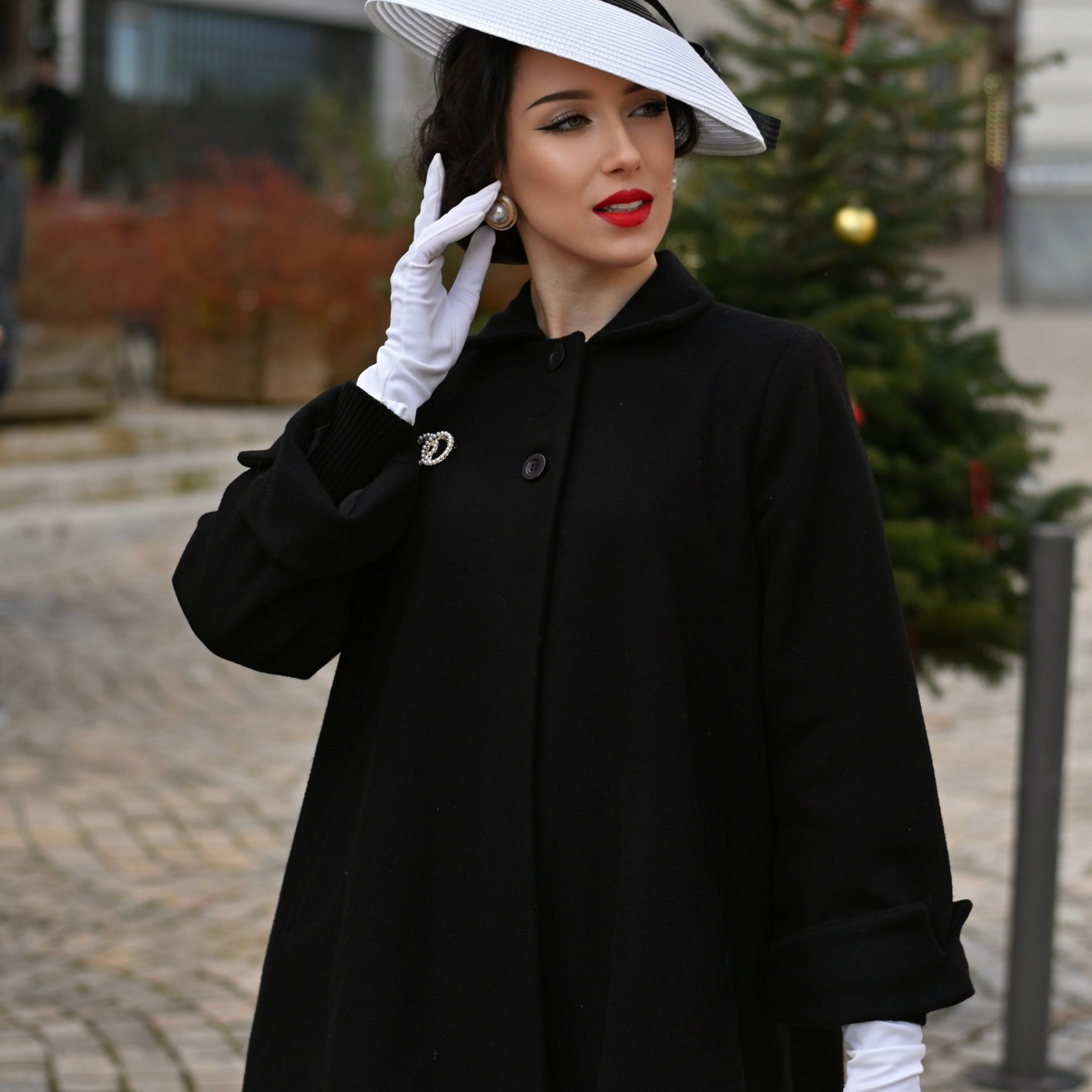 Swing Jacket in Black