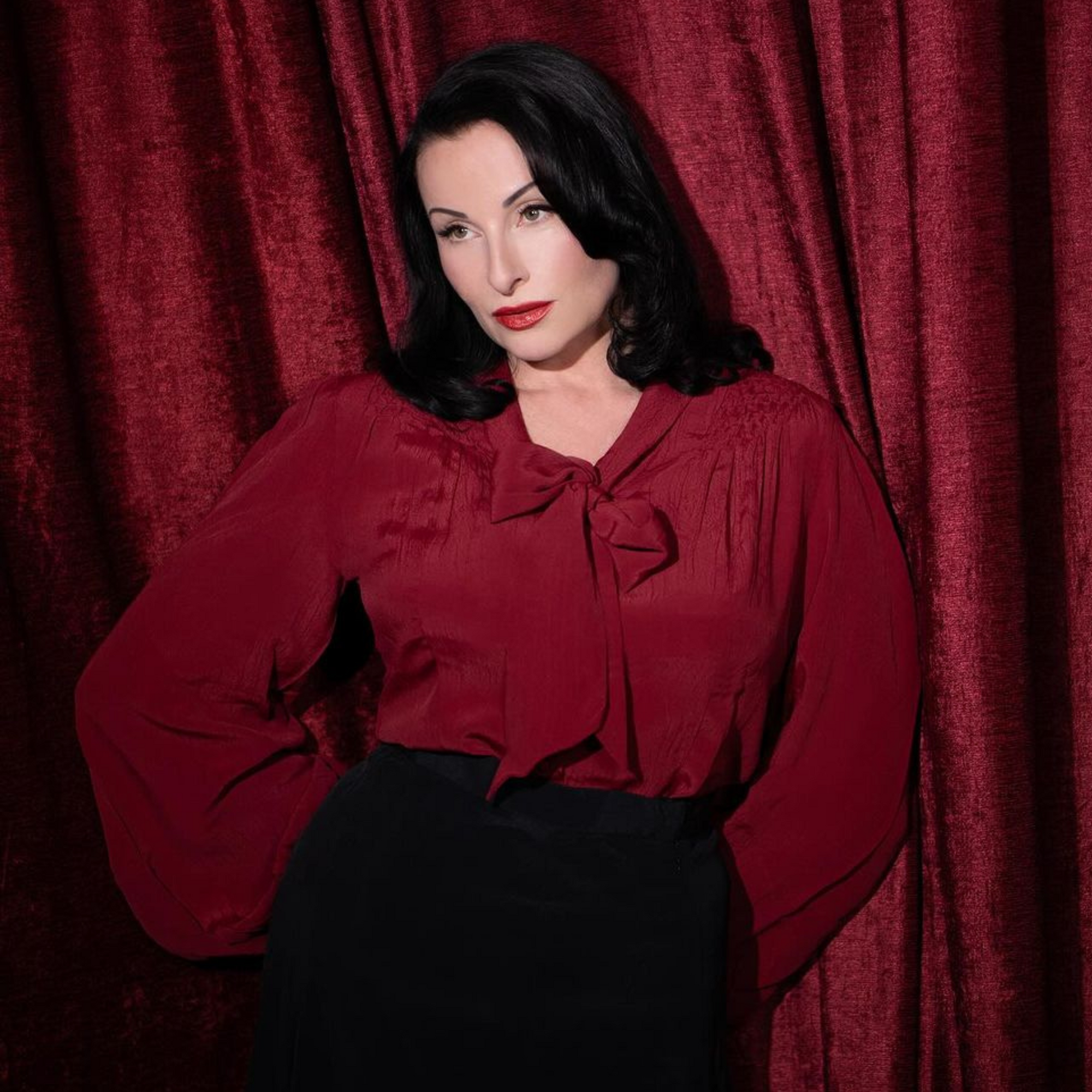 Eva Pussy Bow Blouse in Windsor Wine