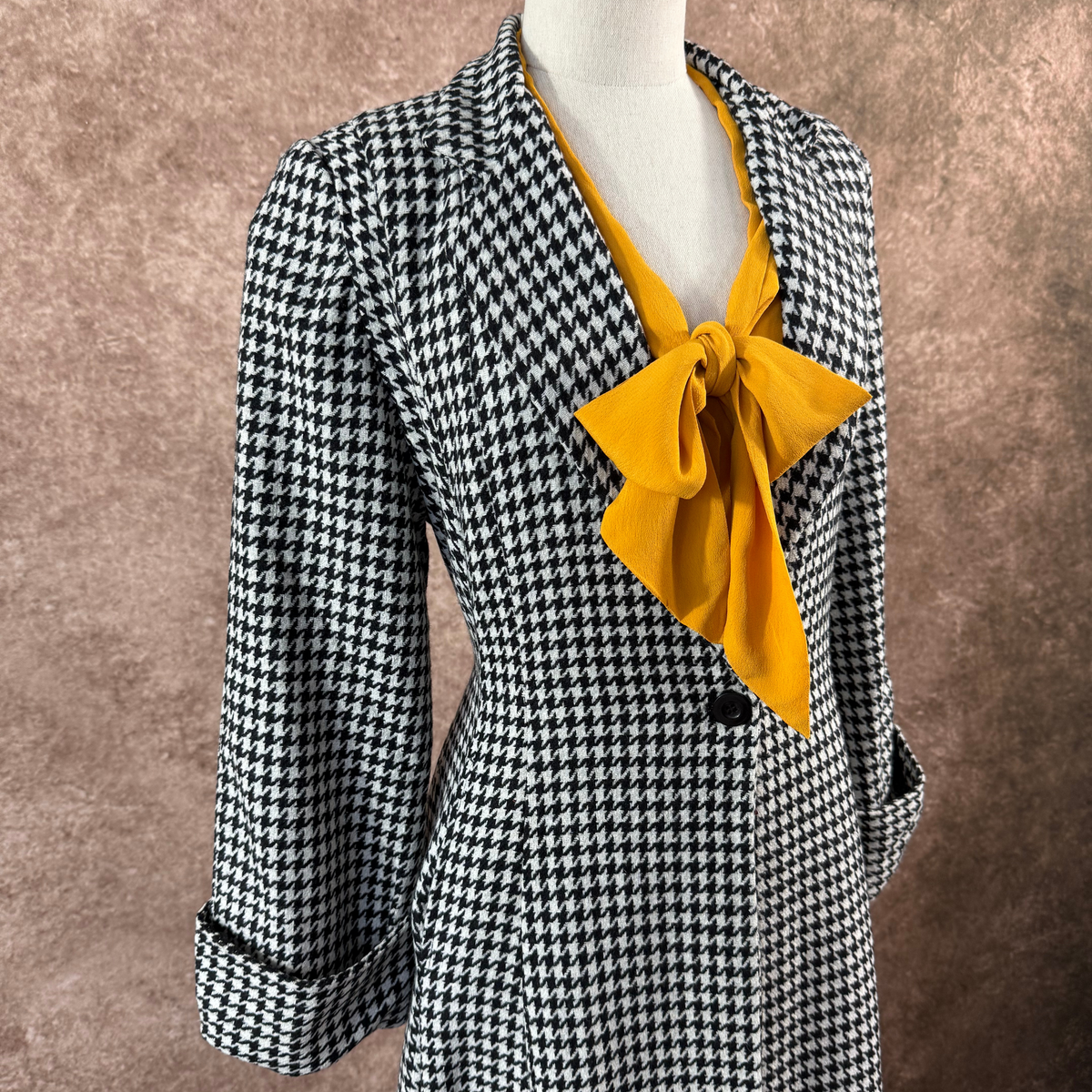 Elizabeth Coat in Houndstooth