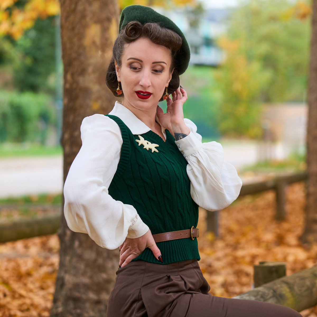 Cable Knit Slipover in Green