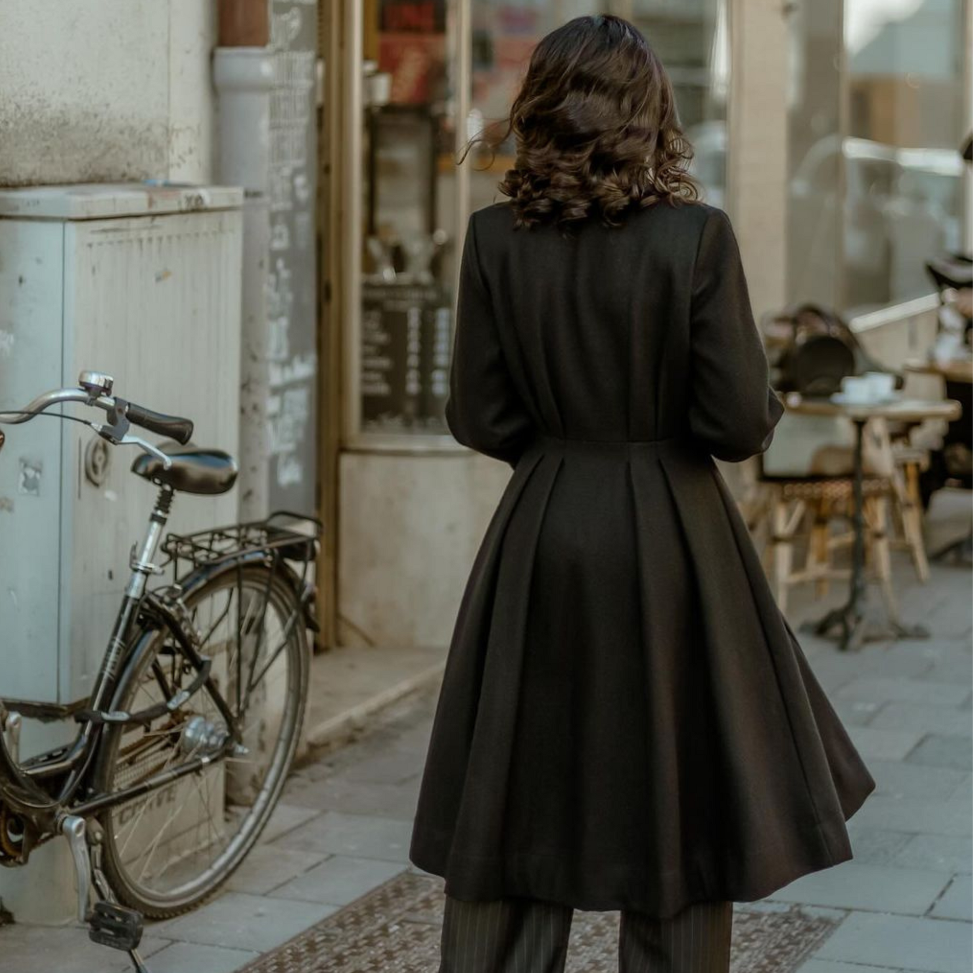 Elizabeth Coat in Black