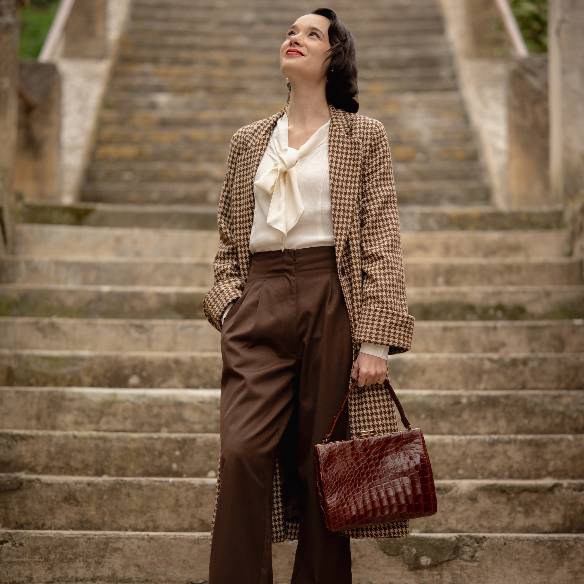Elizabeth Coat in Brown Houndstooth