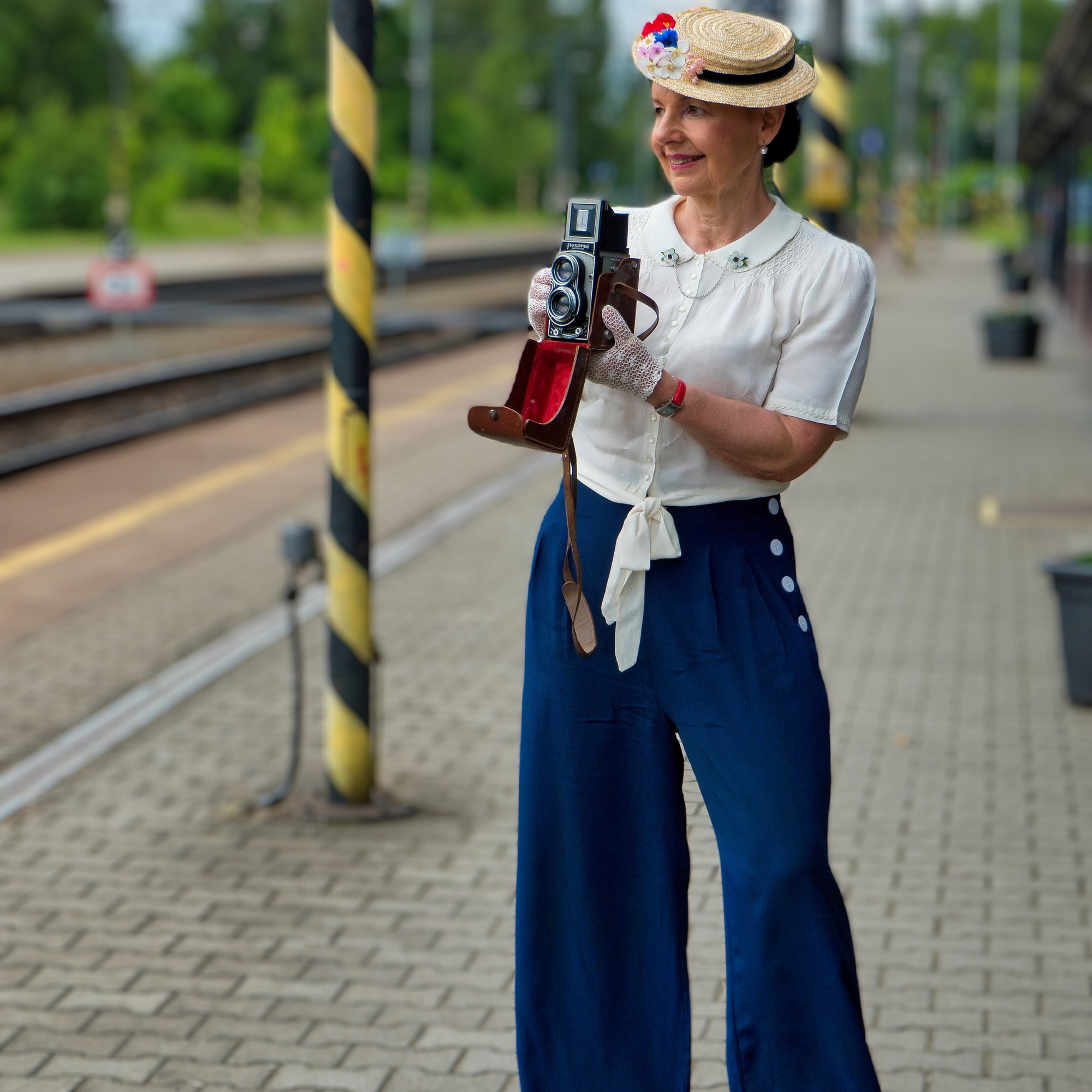 Audrey Trousers in French Navy