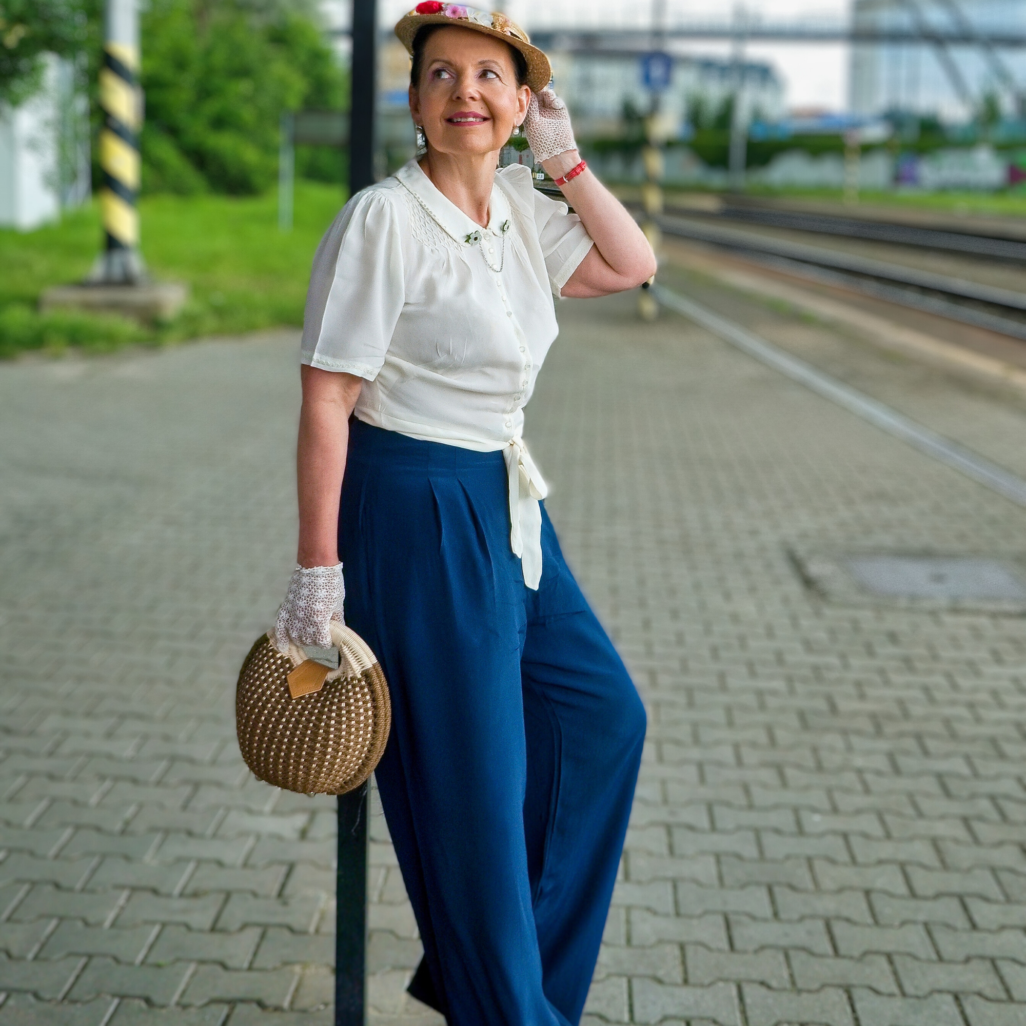 Audrey Trousers in French Navy