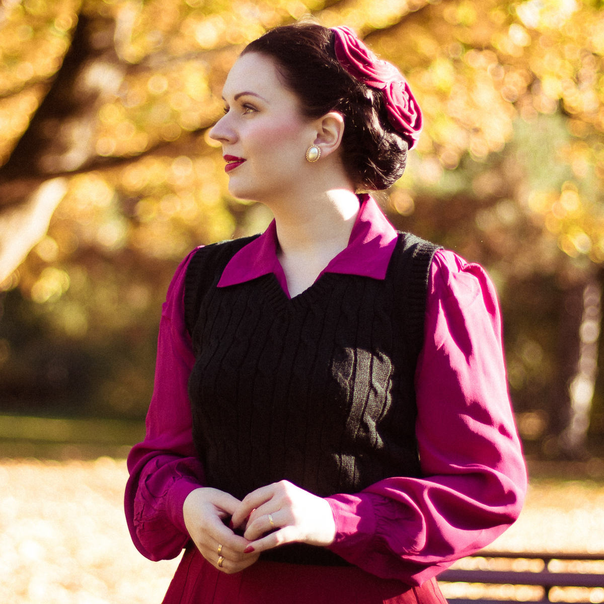 Cable Knit Slipover in Black