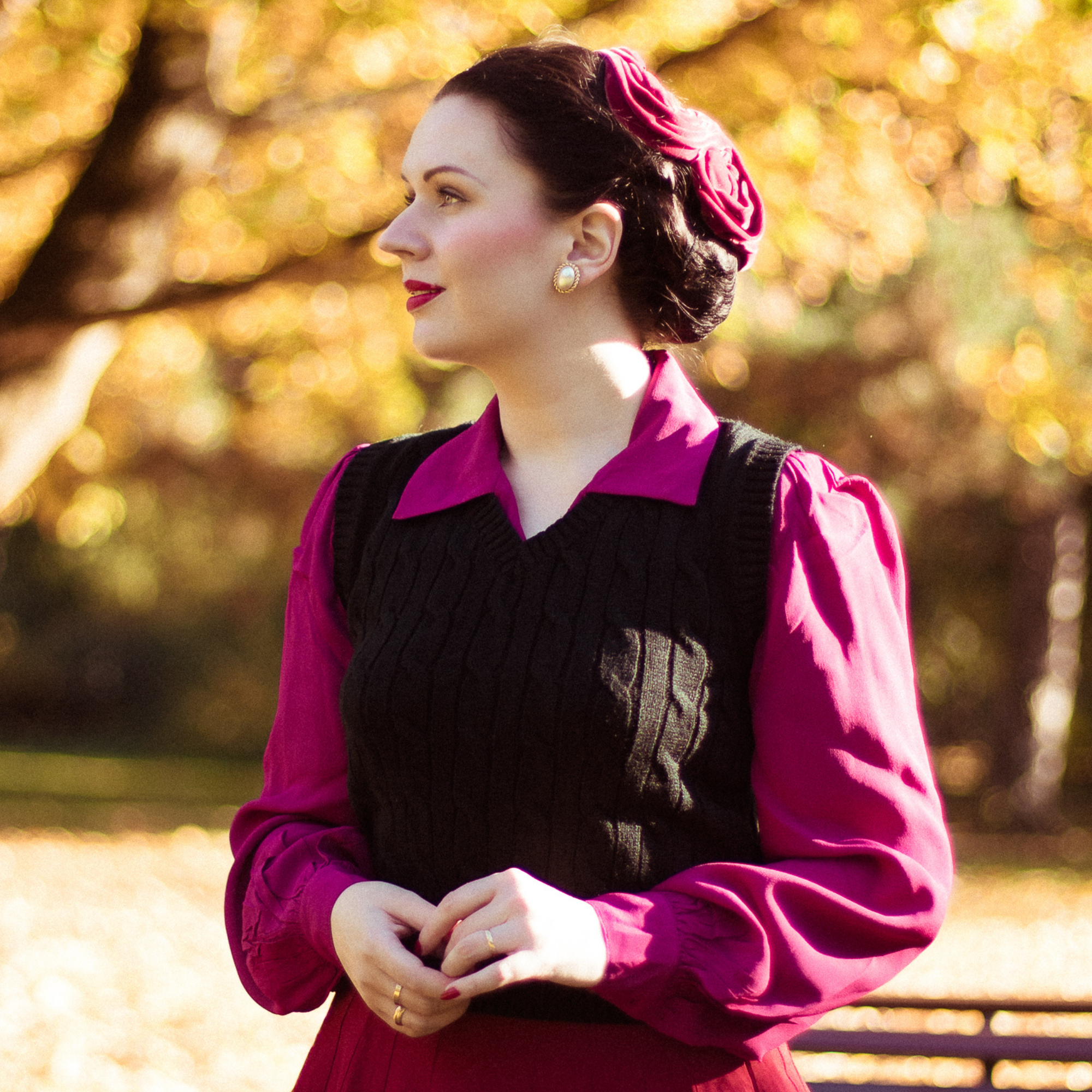 Cable Knit Slipover in Black