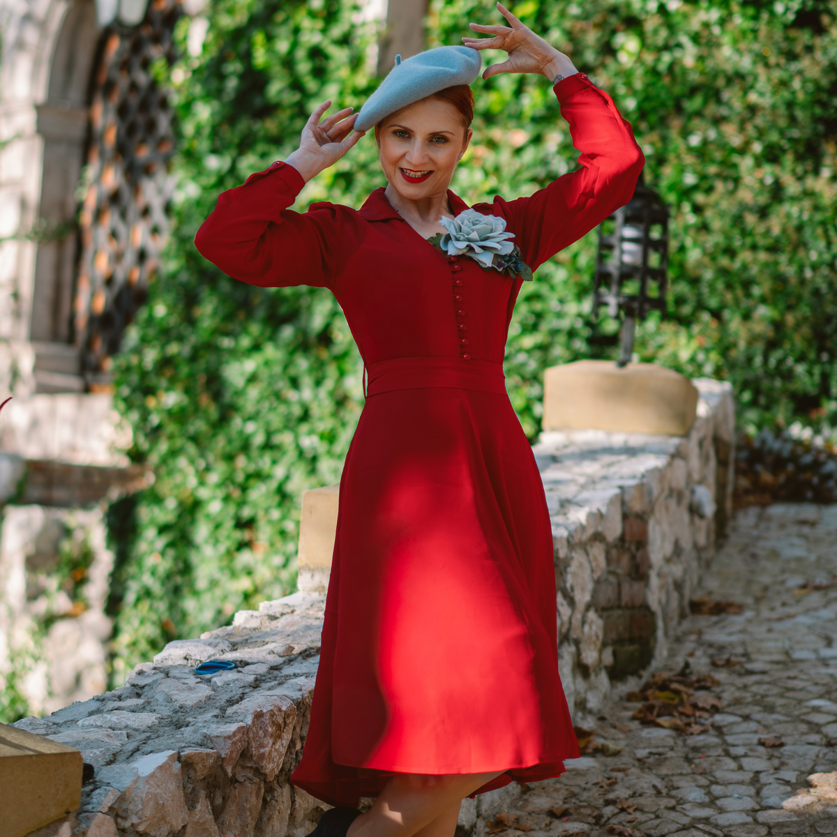 Clarice Dress in Lipstick Red