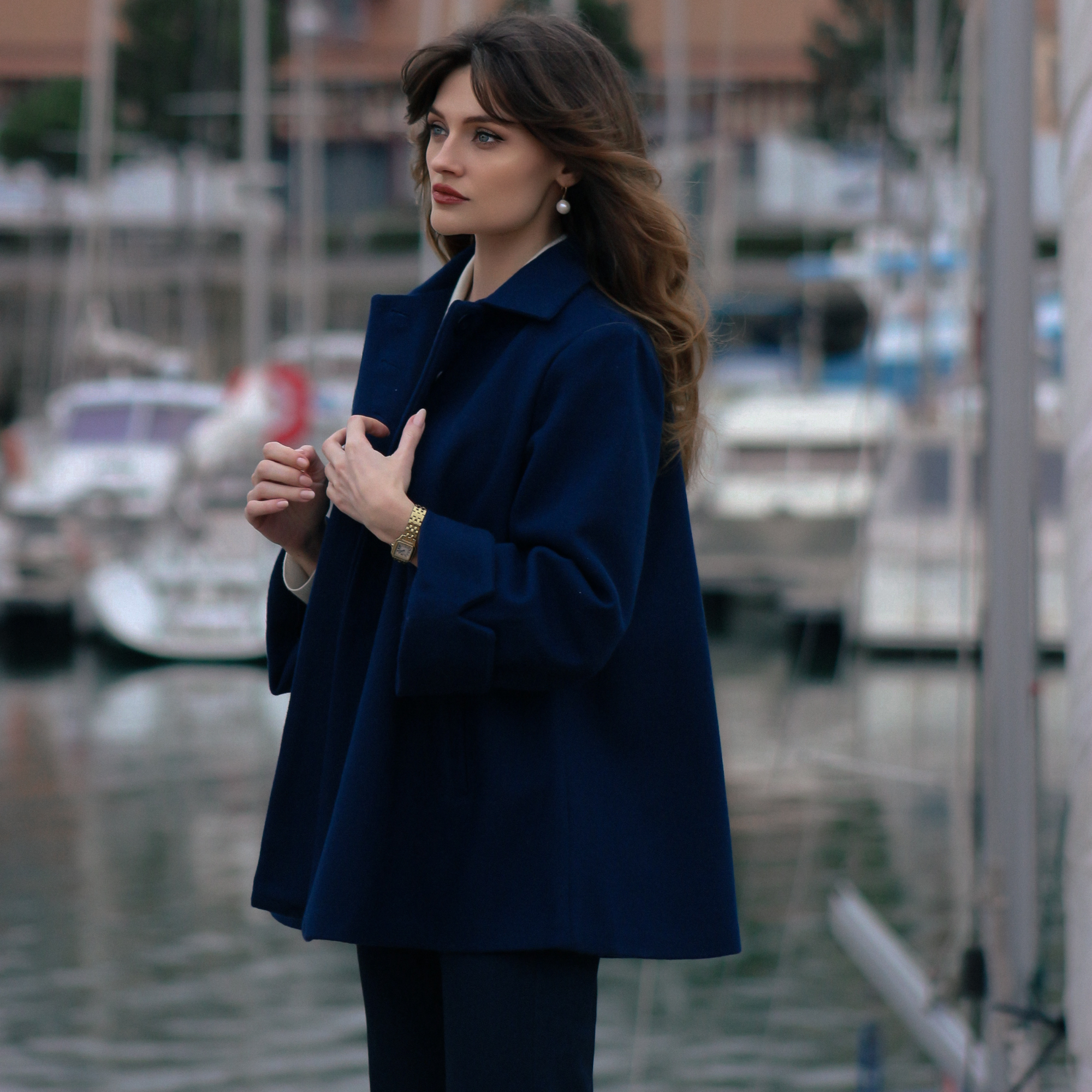 Swing Jacket in Navy