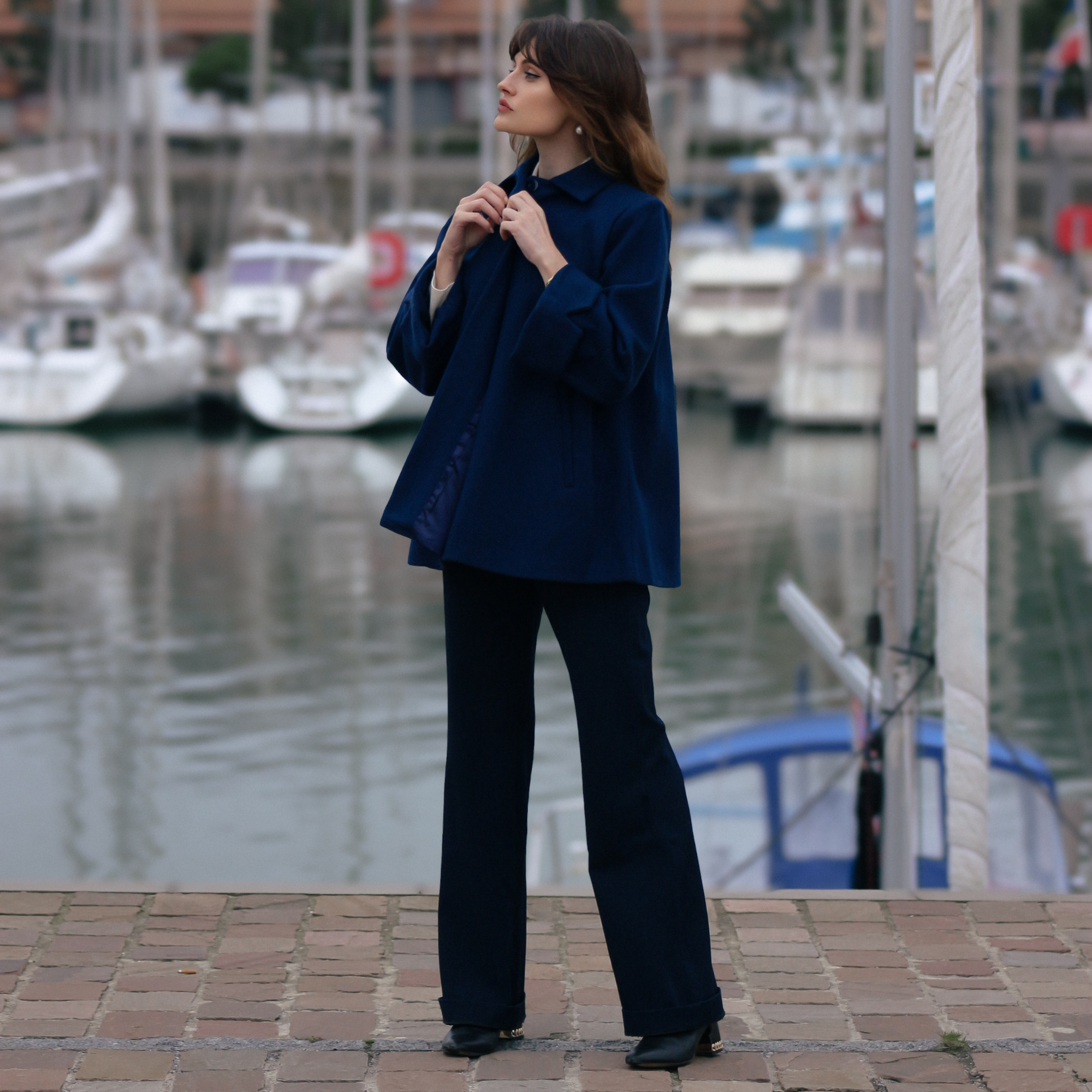 Swing Jacket in Navy