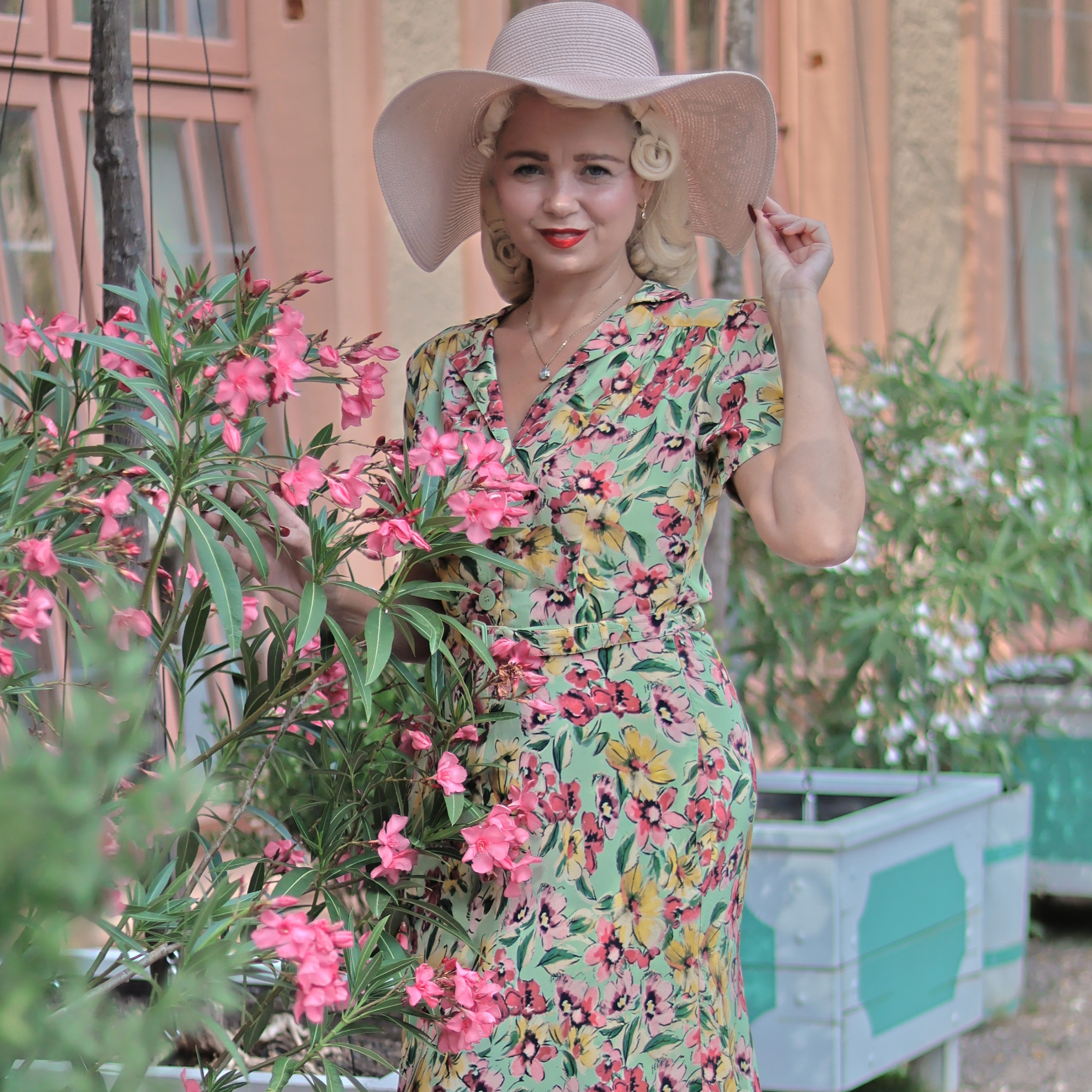 Lisa Shirtwaister Dress in Wildflower