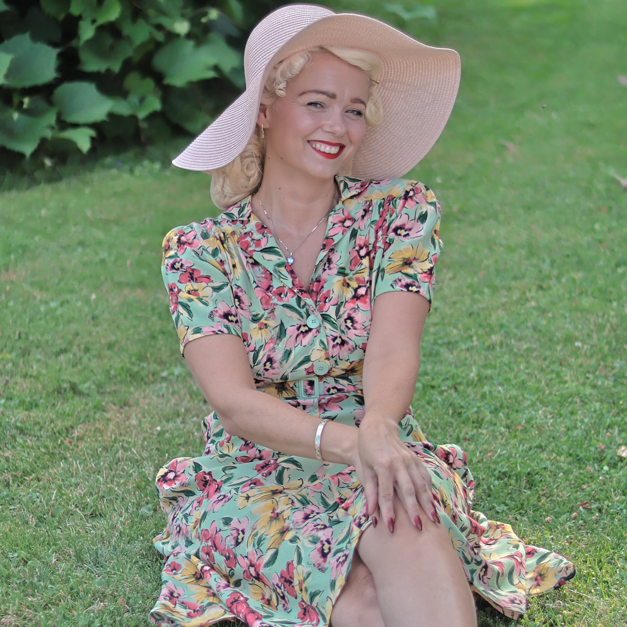 Lisa Shirtwaister Dress in Wildflower