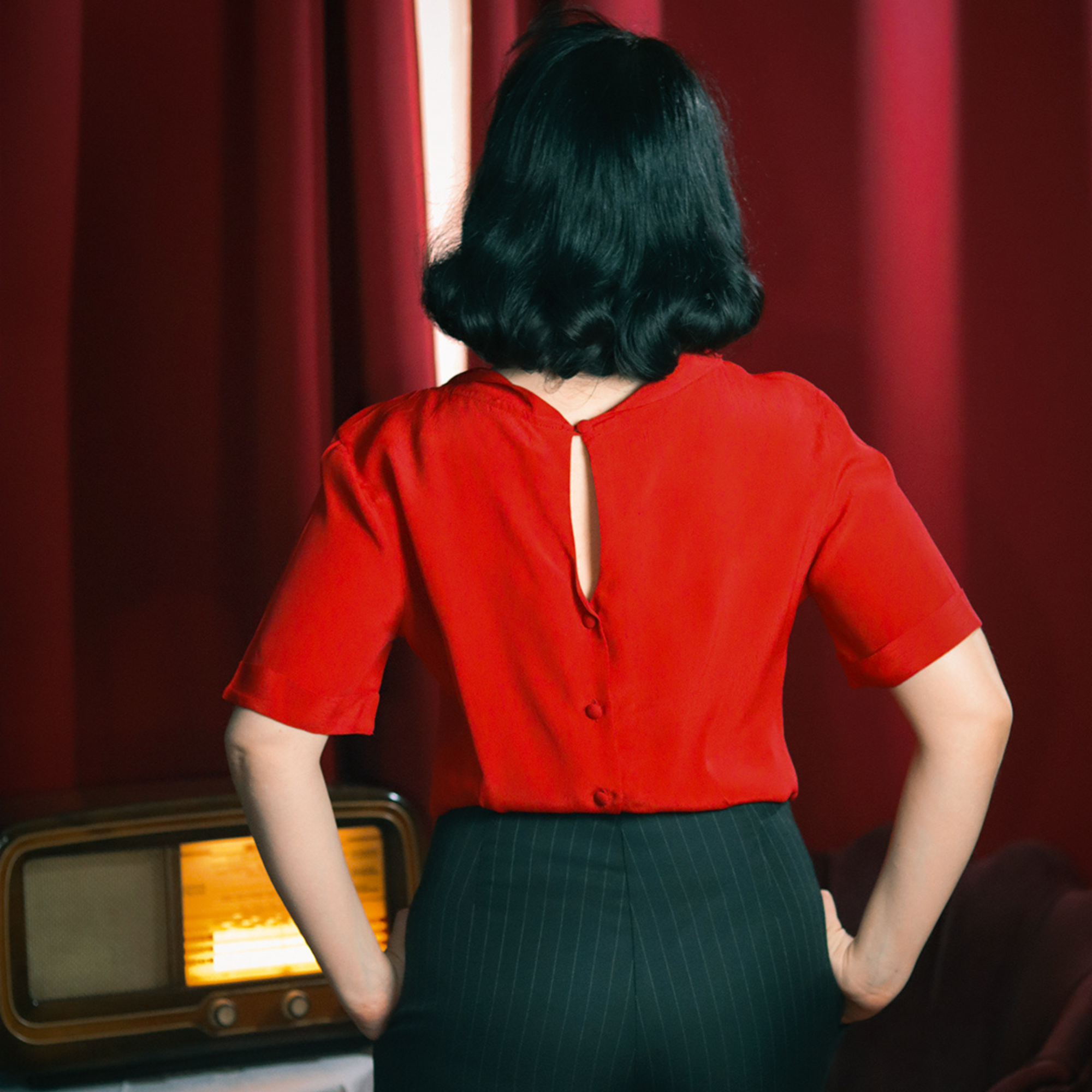 Cindy Blouse in Lipstick Red