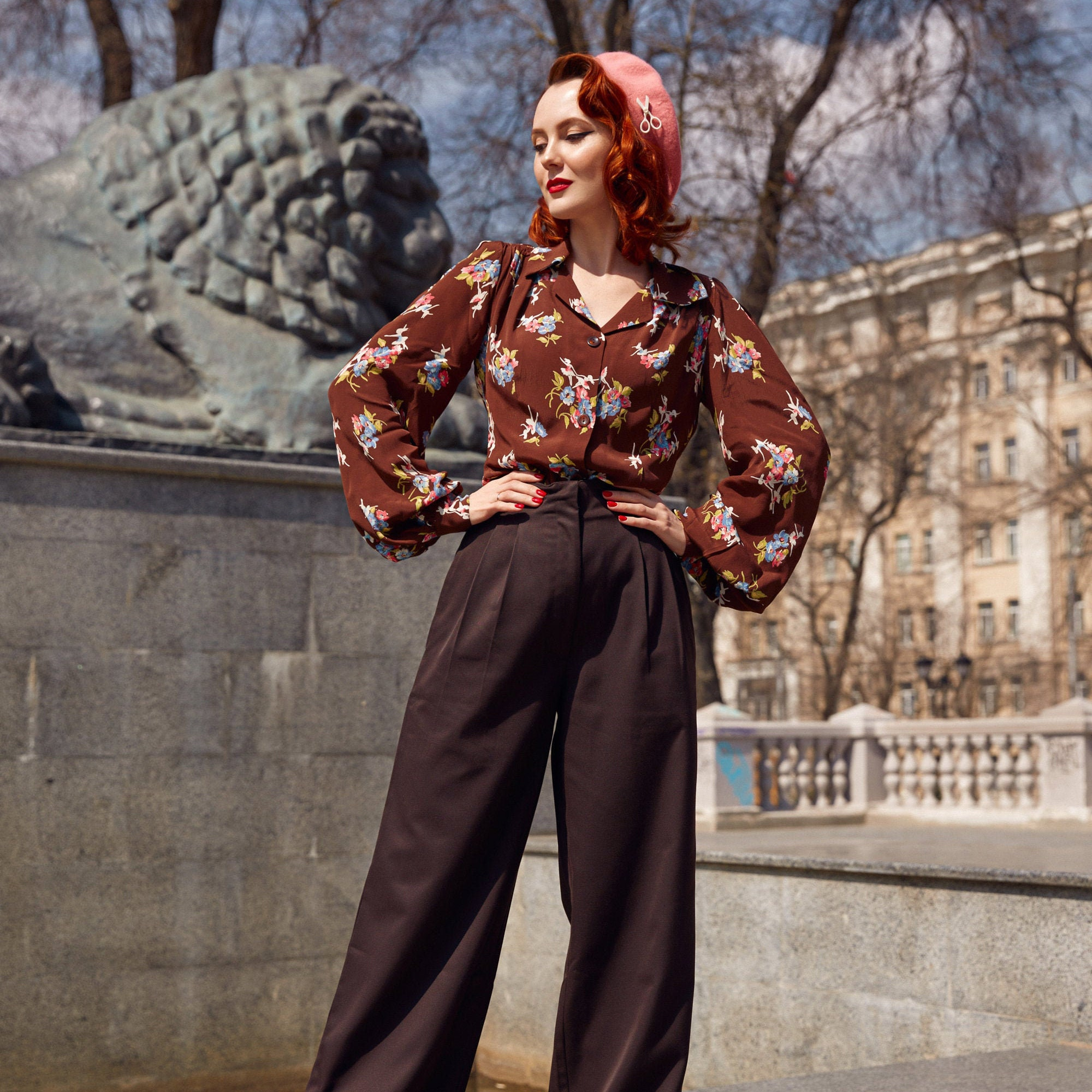 Poppy Blouse in Brown Floral Dancer