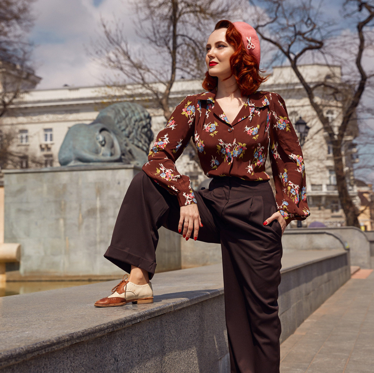 Poppy Blouse in Brown Floral Dancer