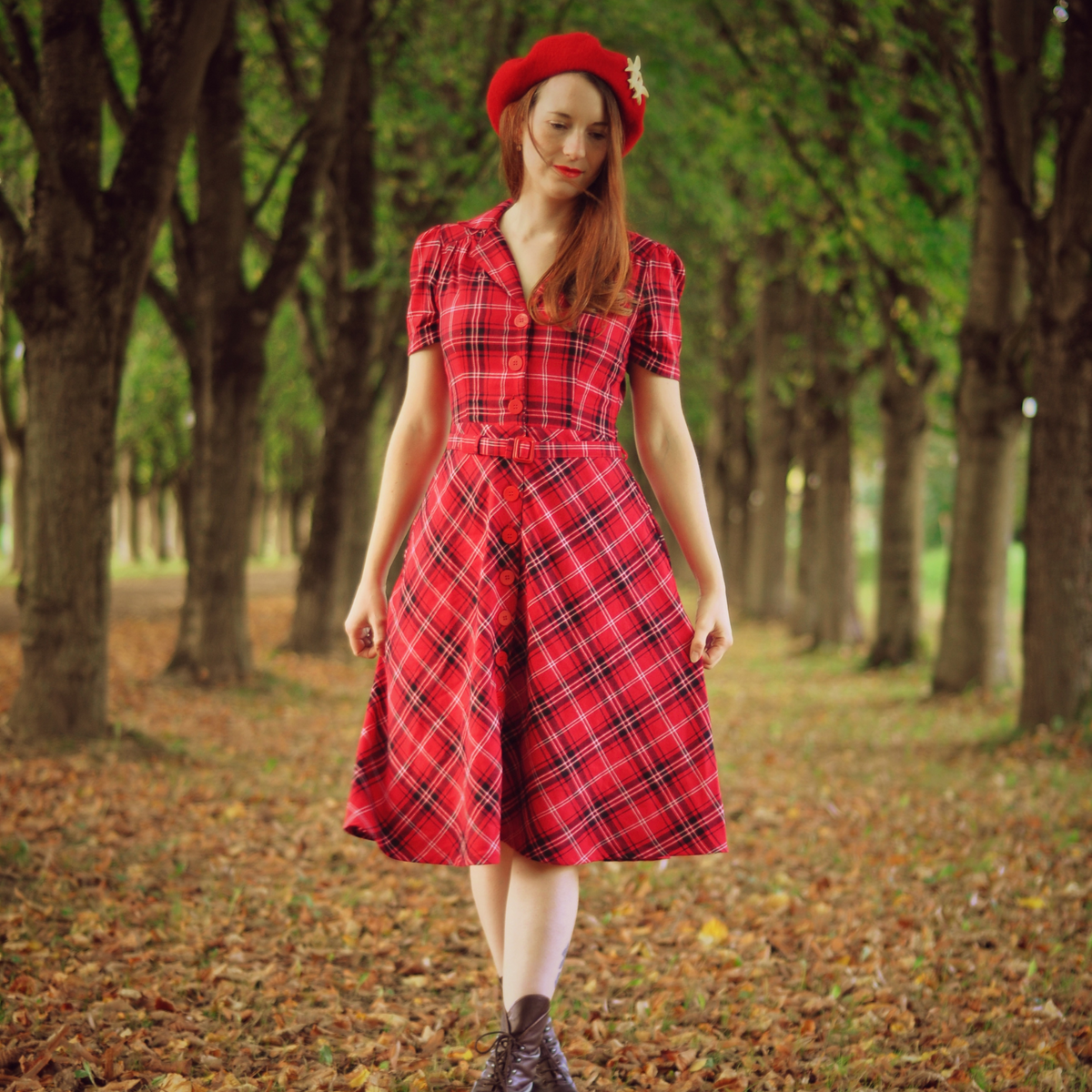 Lisa Shirtwaister Dress in Red Check Tartan