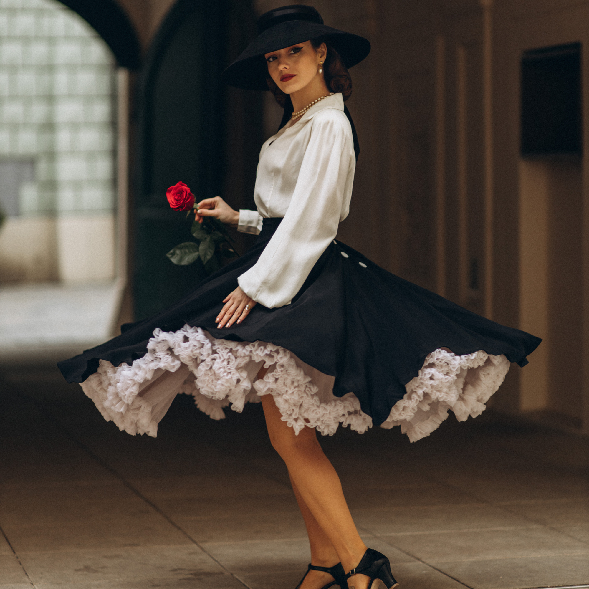 Isabelle Skirt in Liquorice Black